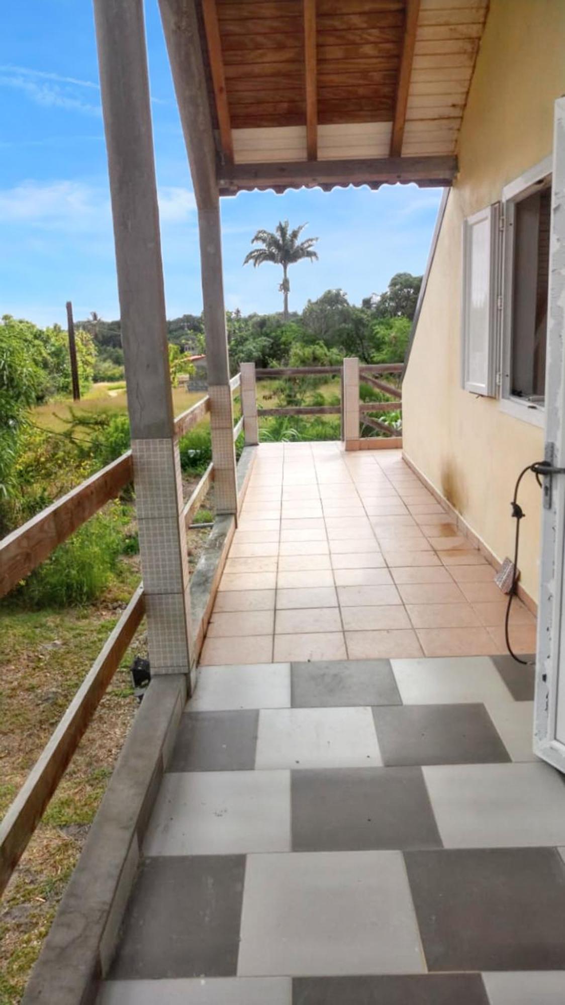 Apartment Jardin Oasis: Cozy With Wi-fi Near Capesterre *